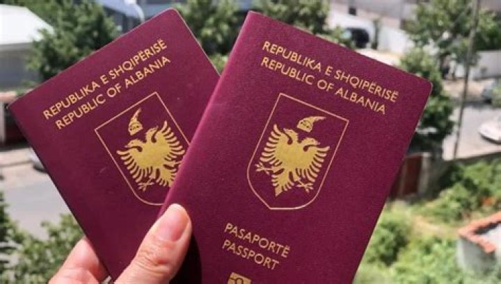 Can Kosovars get Albanian passport?