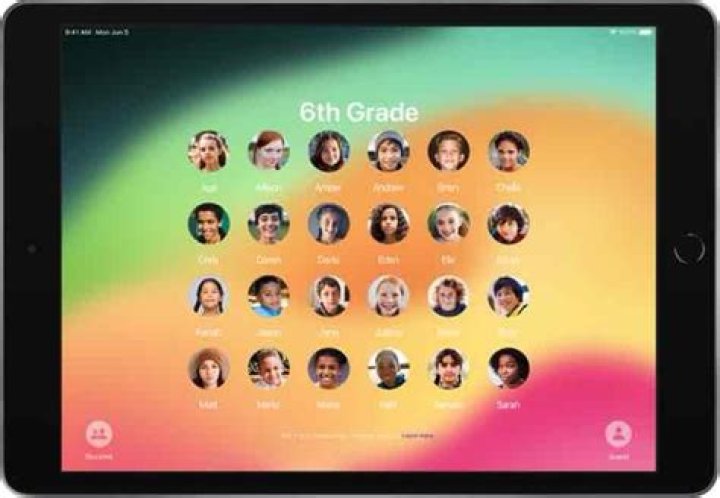 Can you have 2 users on an iPad?