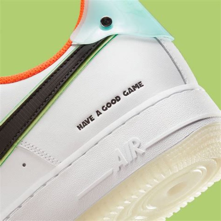 Do Air Force 1 have a bubble?