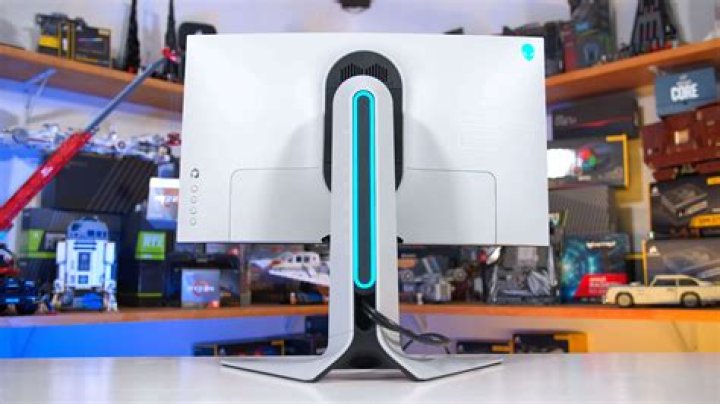 Do Alienware monitors have speakers?