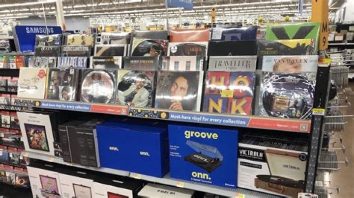 Does Walmart have blank CDs?