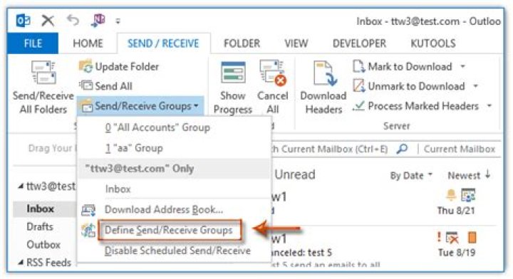 How do I enable send and receive in Outlook 2007?