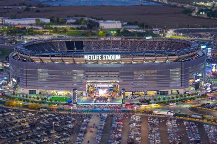 How do I get from Times Square to MetLife Stadium?