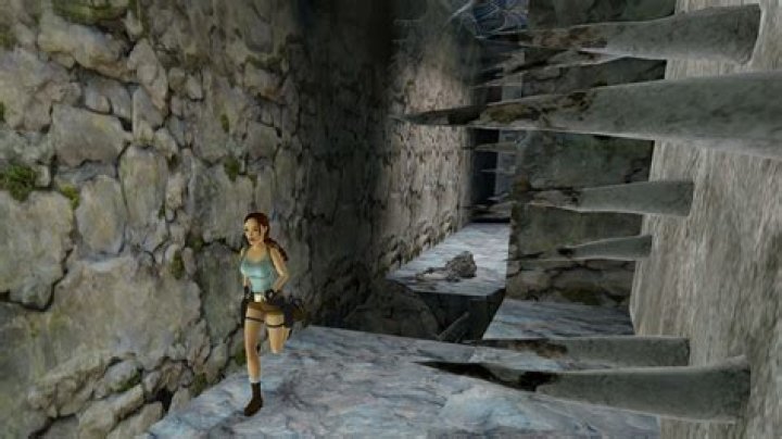 How do you get Lara Croft on ps2?