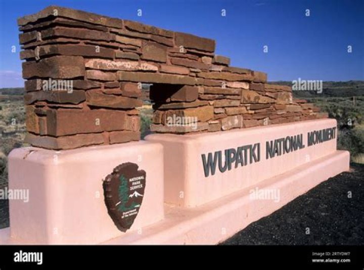 How do you get to Wupatki National Monument?