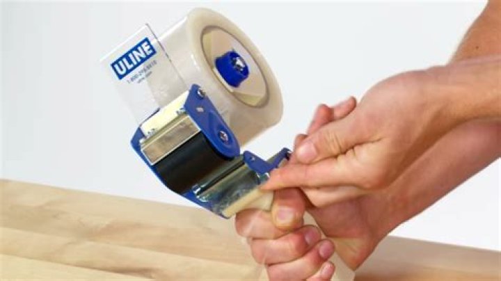 How do you use a bandit tape dispenser?