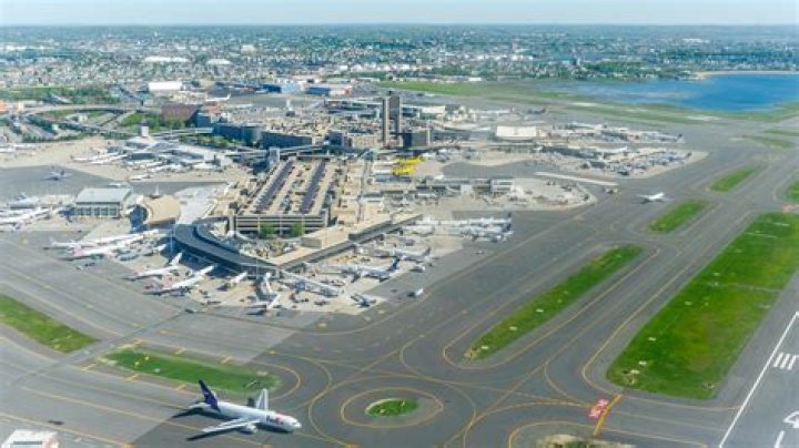 How far is Boston from Philadelphia by plane?