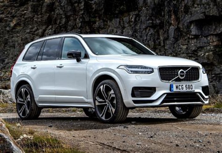 How much is a 2020 Volvo xc90?