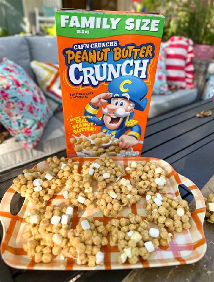 How much sugar is in Peanut Butter Captain Crunch?