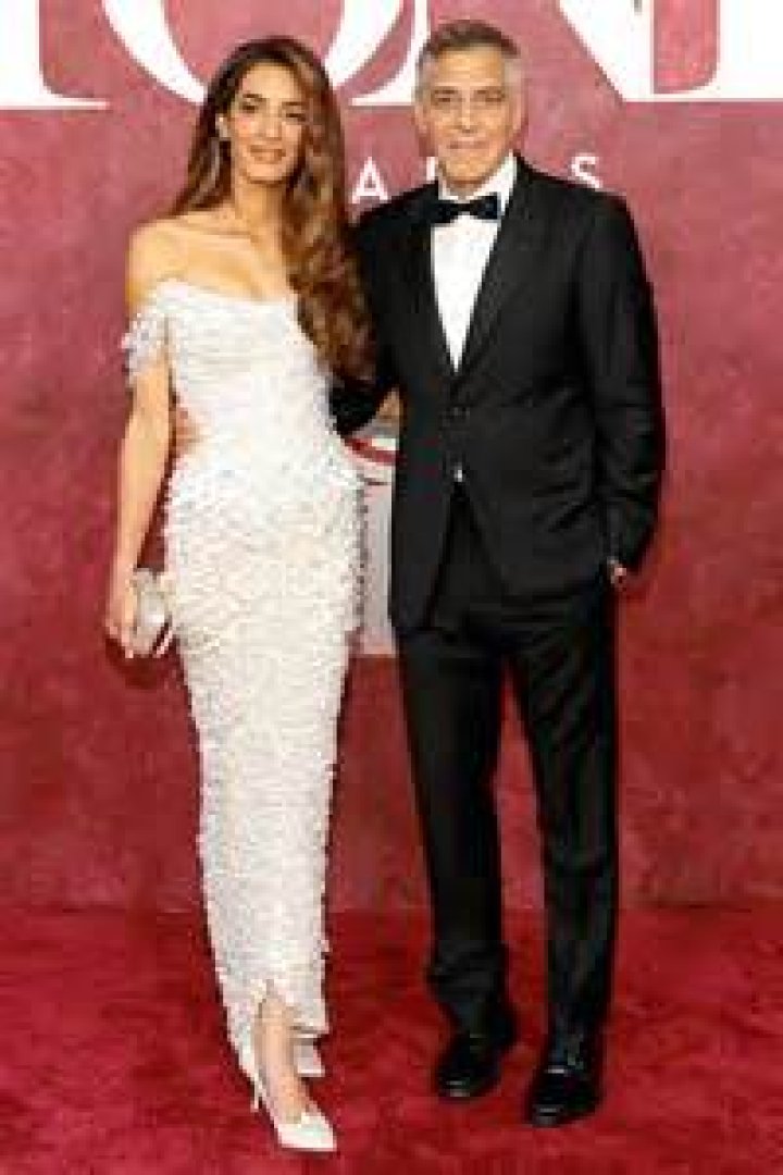 How tall is George Chakiris?