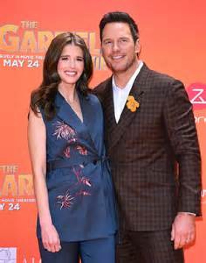 Is Chris Morris married?