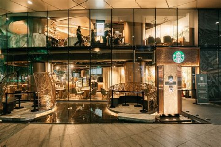 Is there a Starbucks in Adelaide Australia?