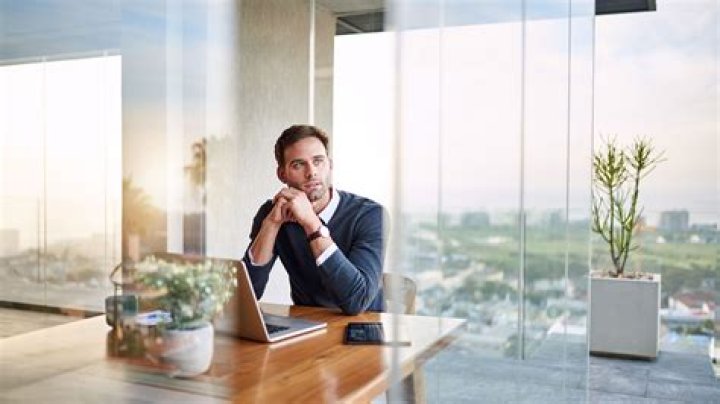 Quel est le salaire d'un agent commercial en immobilier ?
