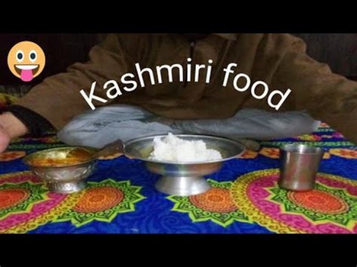 What do Kashmiri people eat?