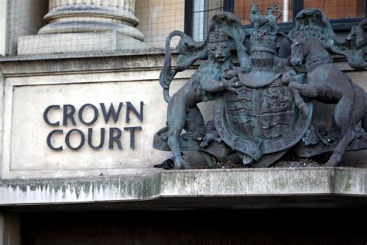 What sentence can a crown court give?