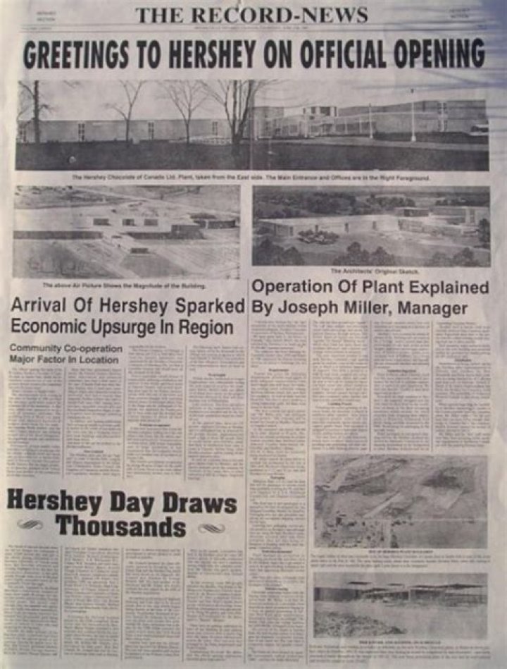 When did Hershey close in Smiths Falls?