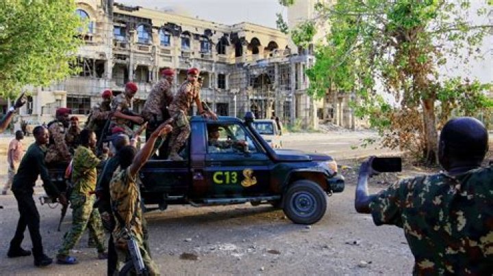 When did the war in Mindanao started?