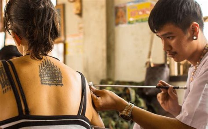 Where can I get a traditional tattoo in Thailand?