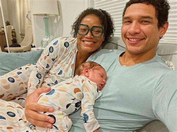 Who is the father of Shay Mitchell baby?